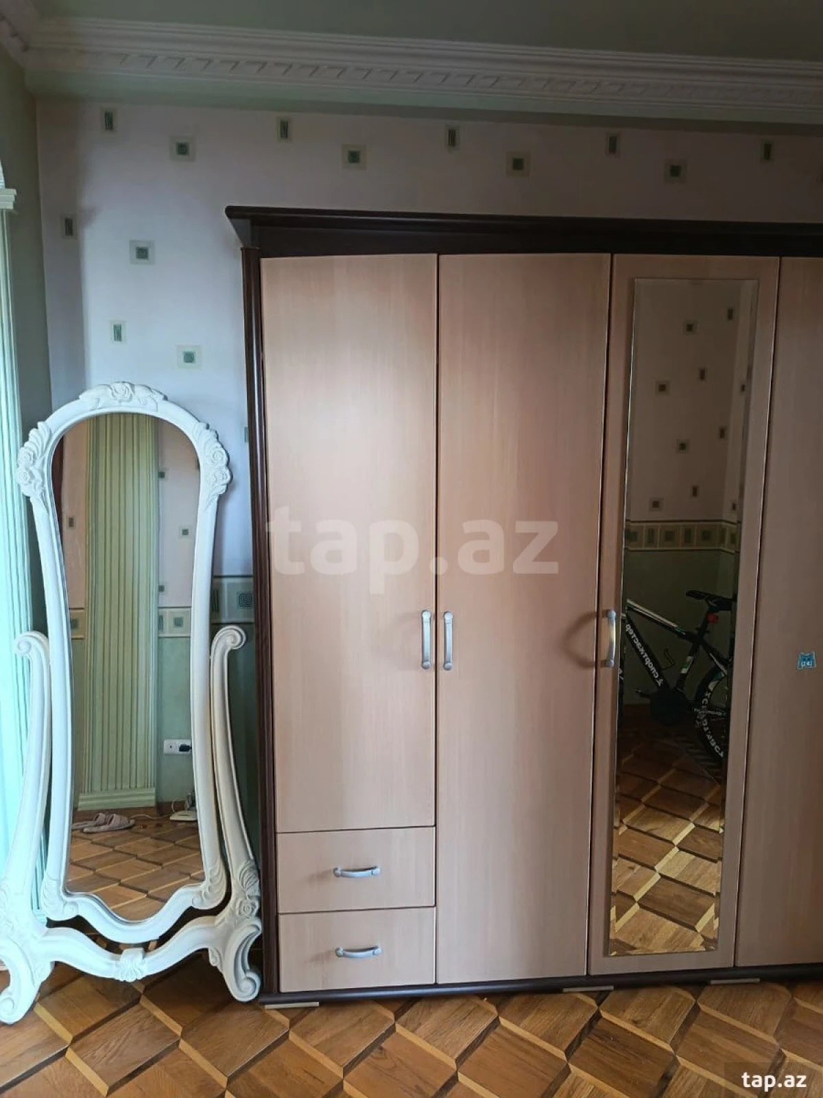 Satılır 2 otaqlı yeni tikili 90 m²