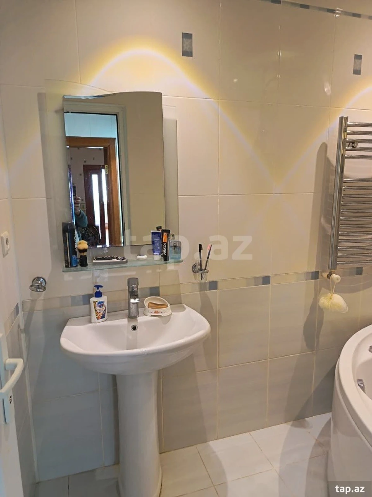 Satılır 2 otaqlı yeni tikili 90 m²