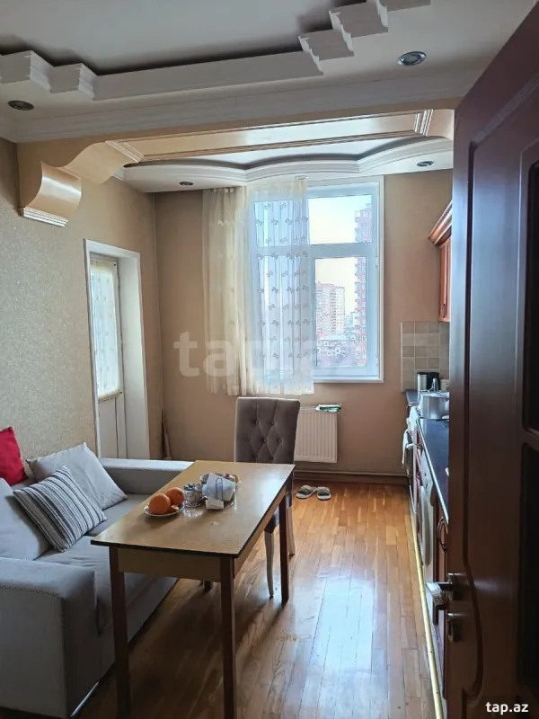 Satılır 2 otaqlı yeni tikili 90 m²