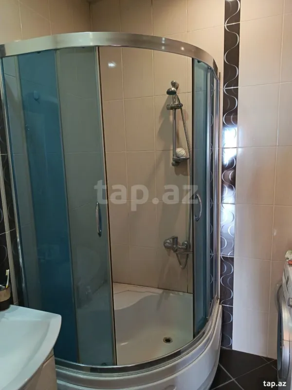 Satılır 3 otaqlı yeni tikili 114 m²