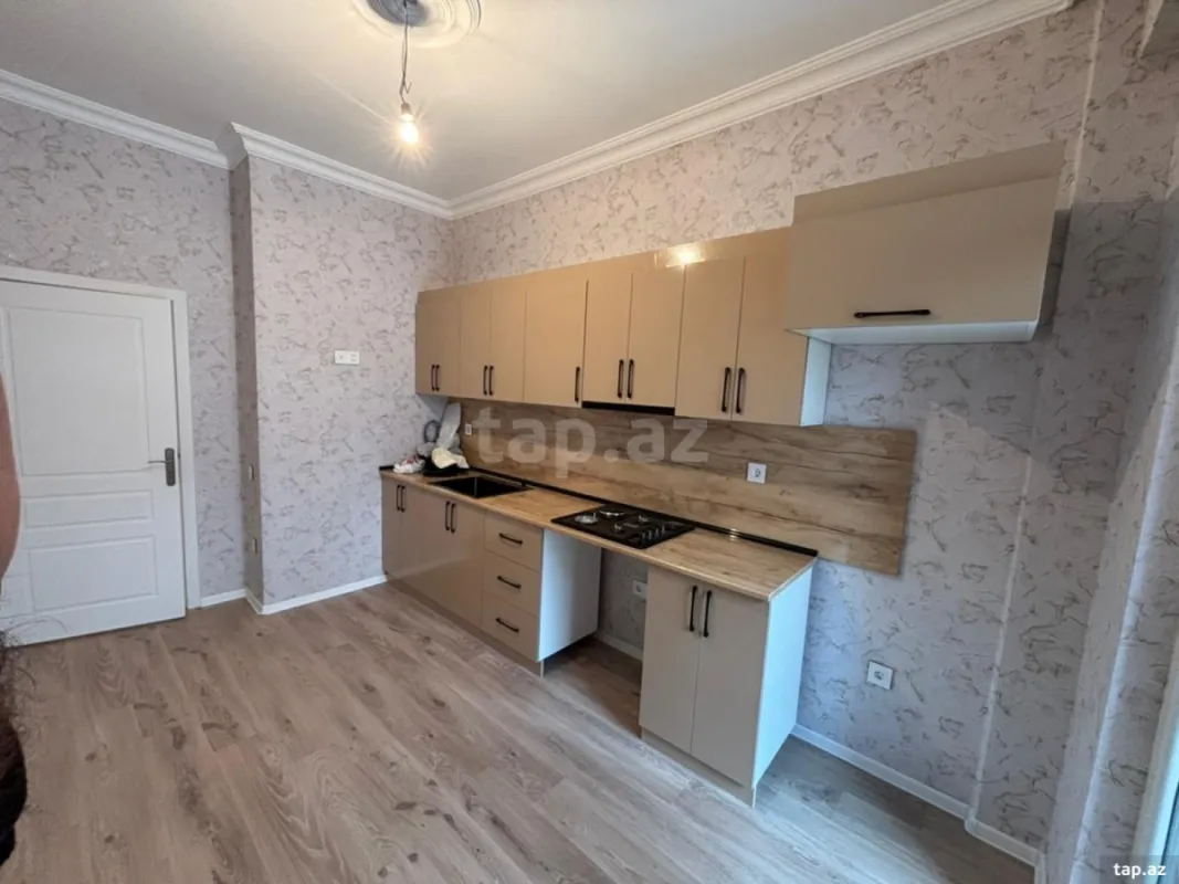 Kirayə verilir 2 otaqlı yeni tikili 65 m²