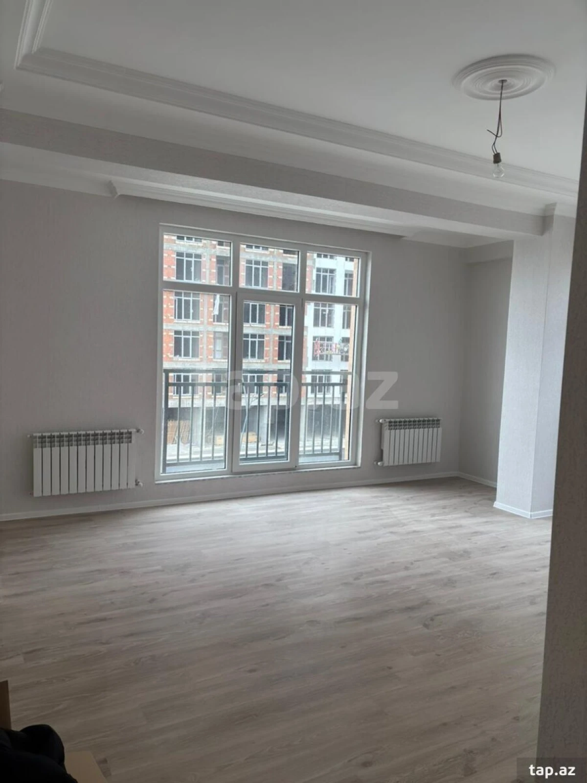 Kirayə verilir 2 otaqlı yeni tikili 65 m²