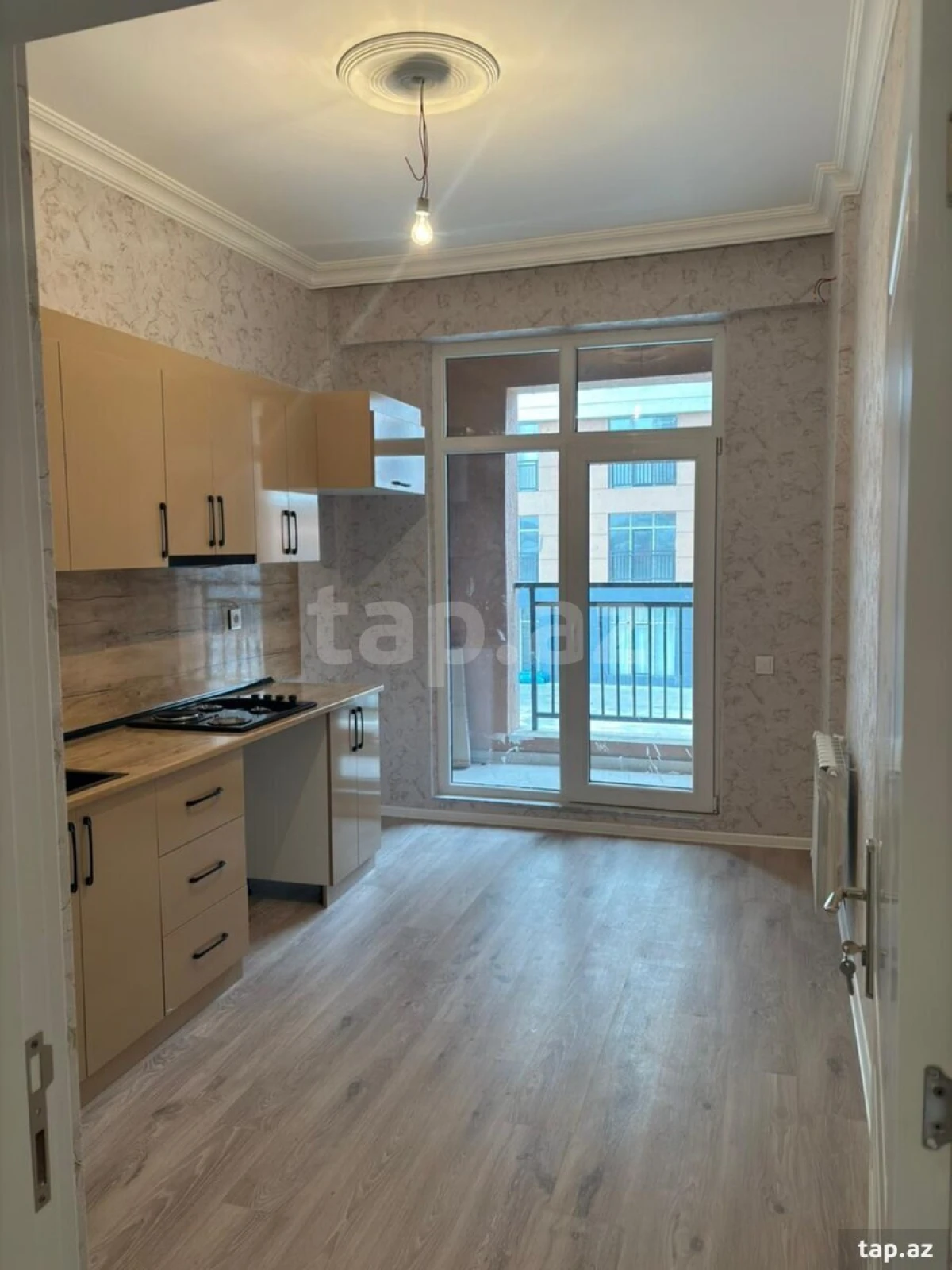 Kirayə verilir 2 otaqlı yeni tikili 65 m²