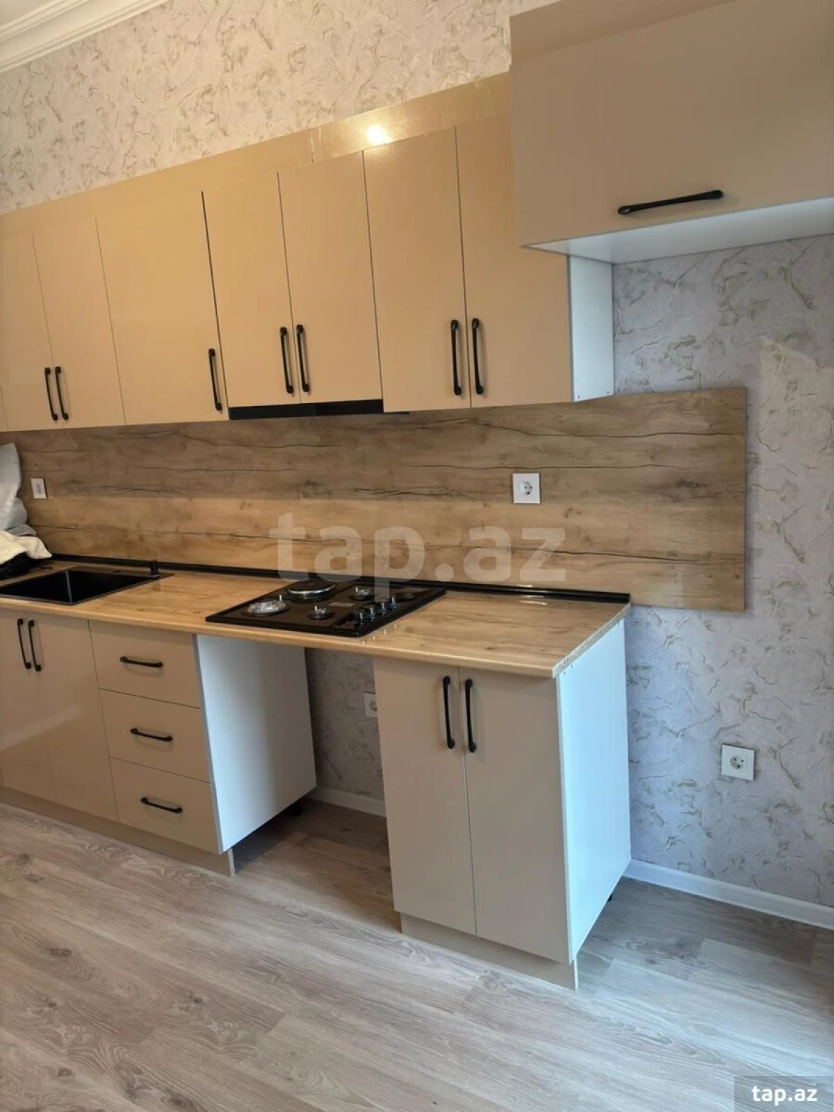 Kirayə verilir 2 otaqlı yeni tikili 65 m²
