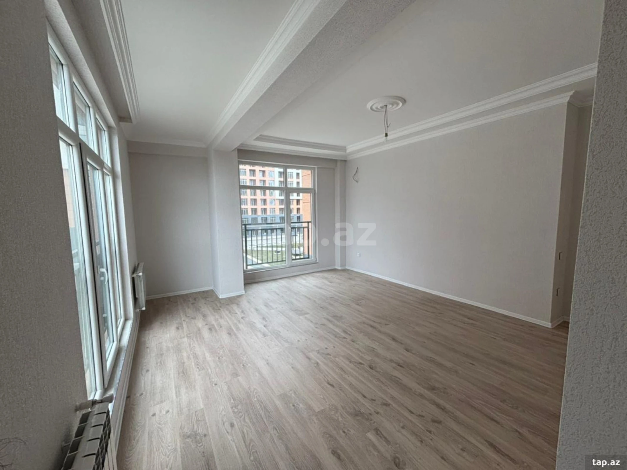 Kirayə verilir 2 otaqlı yeni tikili 65 m²