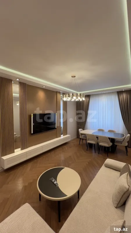 Satılır 3 otaqlı yeni tikili 120 m²