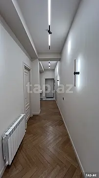 Satılır 3 otaqlı yeni tikili 120 m²