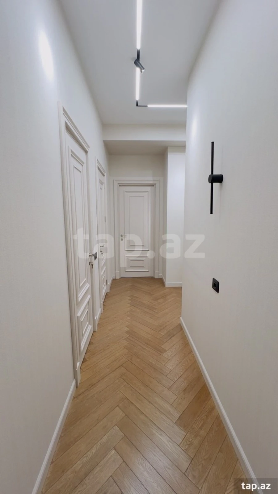 Satılır 3 otaqlı yeni tikili 120 m²