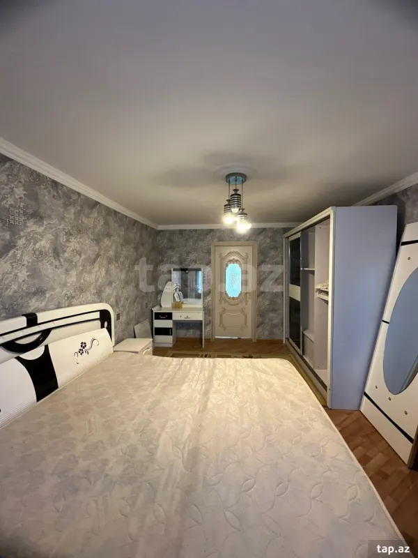 Kirayə verilir 4 otaqlı mənzil 65 m²