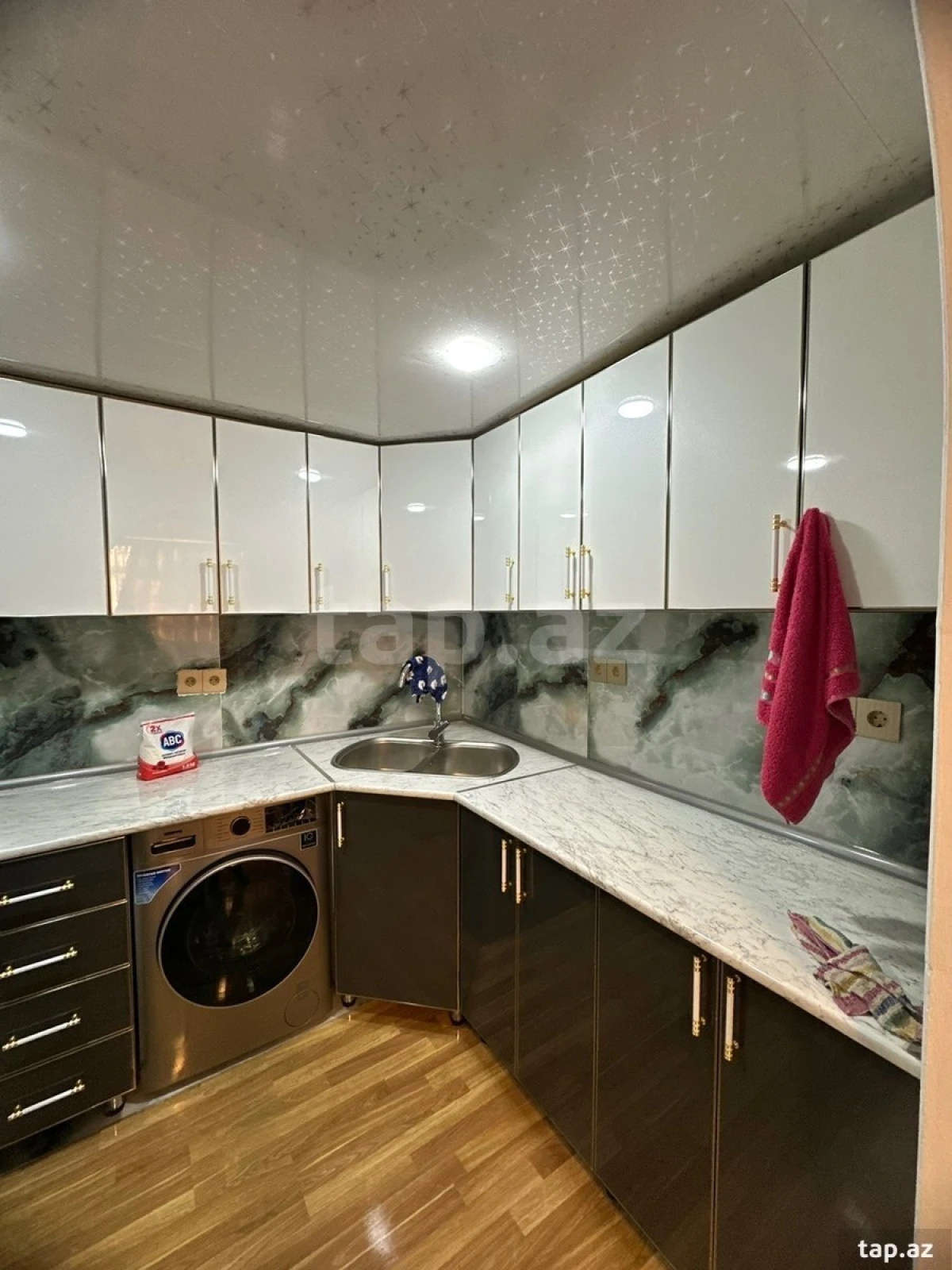 Kirayə verilir 4 otaqlı mənzil 65 m²