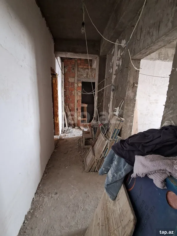 Satılır 2 otaqlı yeni tikili 80 m²