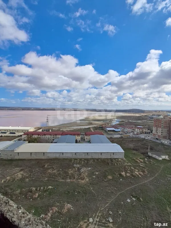 Satılır 2 otaqlı yeni tikili 80 m²