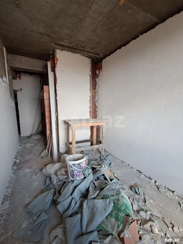 Satılır 2 otaqlı yeni tikili 80 m²