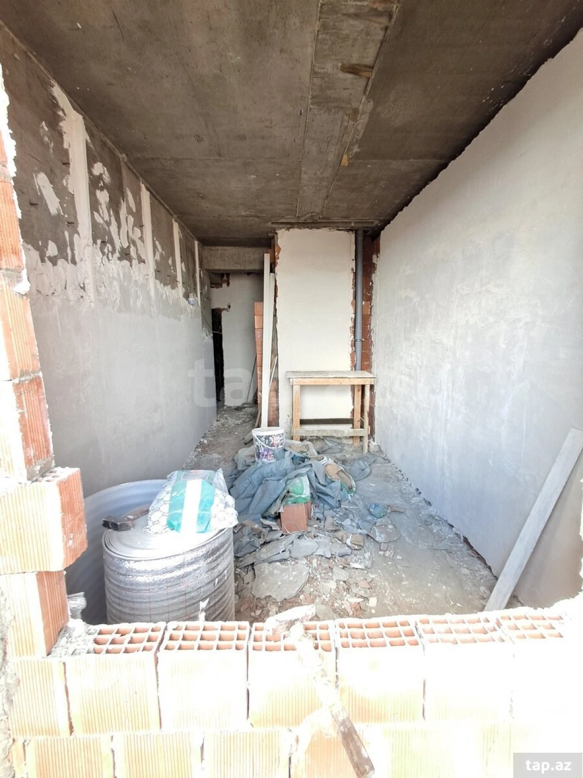 Satılır 2 otaqlı yeni tikili 80 m²