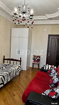 Kirayə verilir 3 otaqlı yeni tikili 130 m²