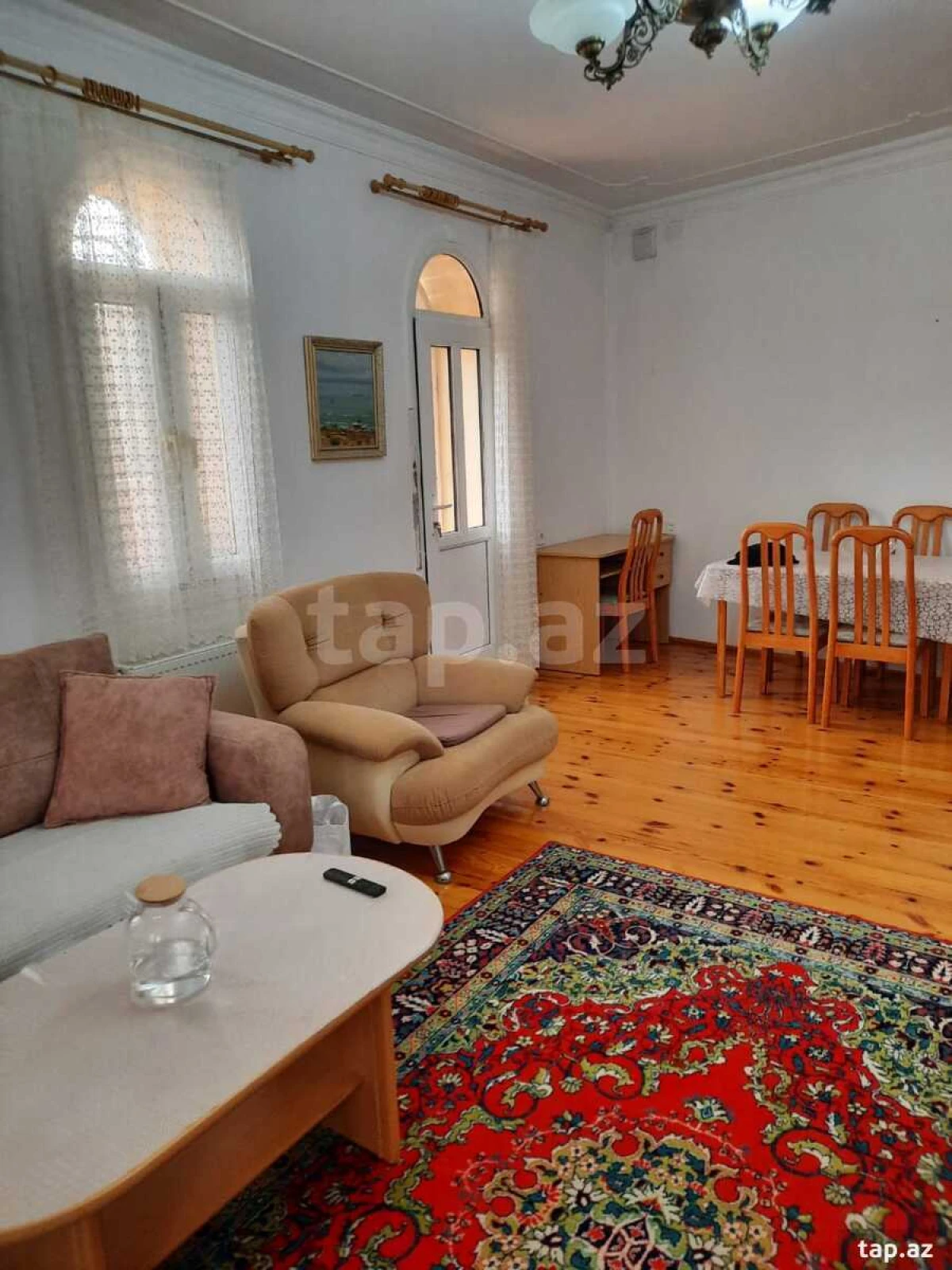 Kirayə verilir 3 otaqlı mənzil 155 m²