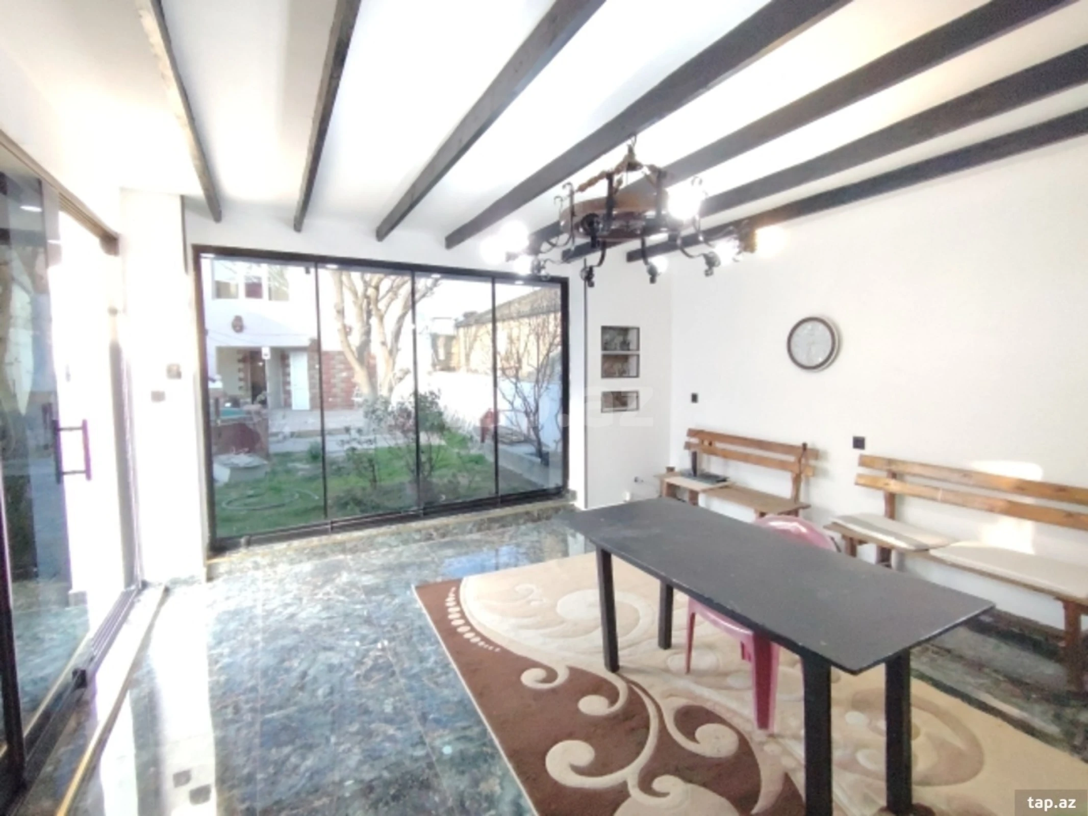 Satılır 5 otaqlı həyət evi