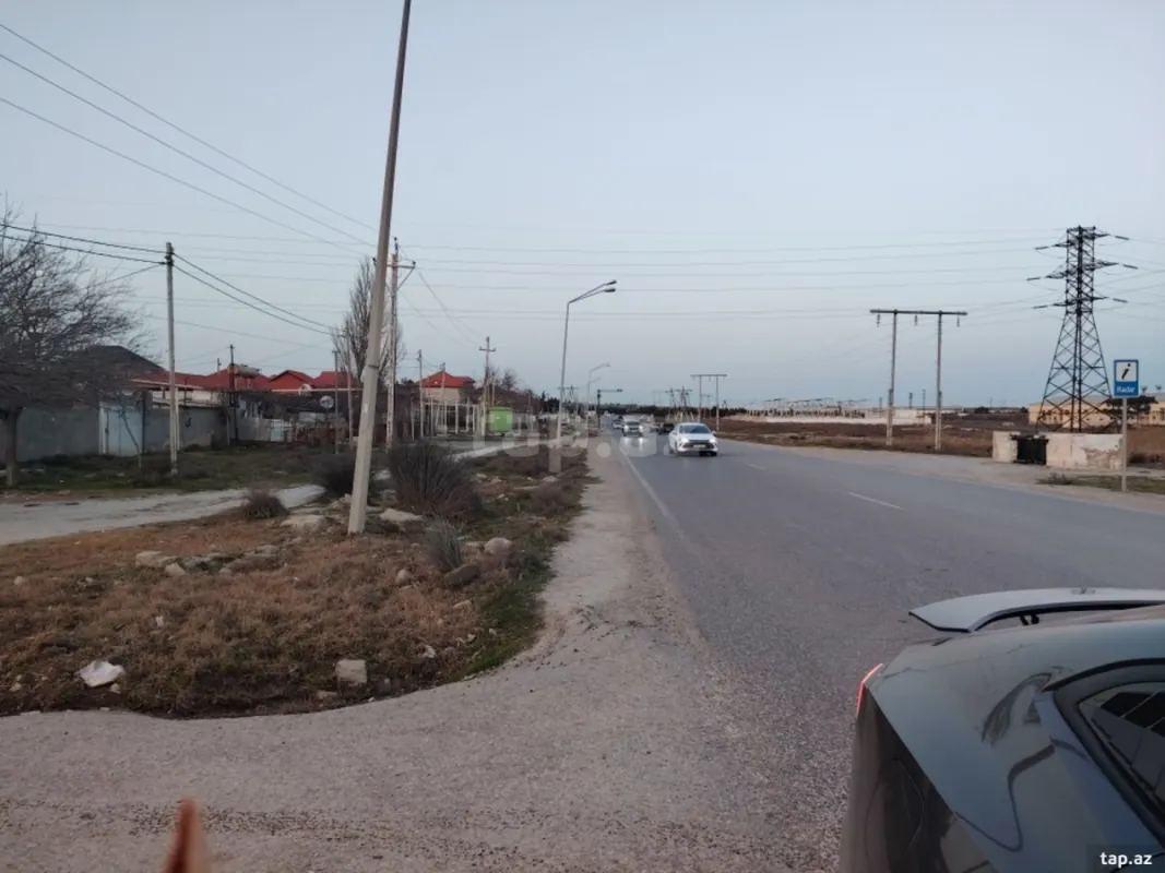 Satılır 5 otaqlı həyət evi