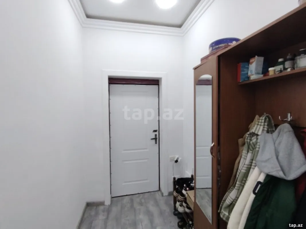 Satılır 5 otaqlı həyət evi