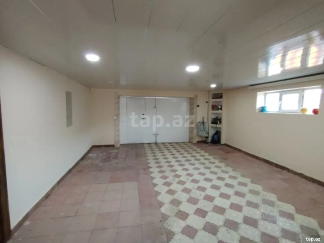 Satılır 5 otaqlı həyət evi