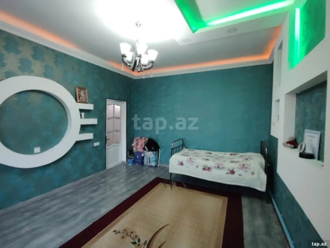 Satılır 5 otaqlı həyət evi