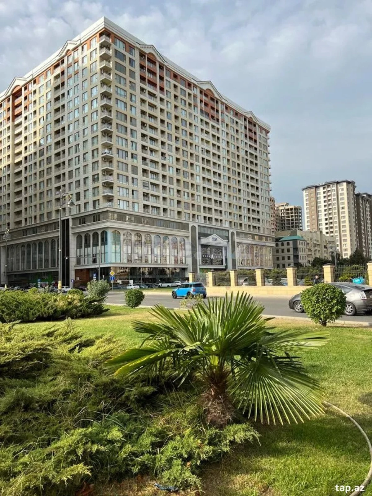 Satılır 3 otaqlı yeni tikili 96 m²