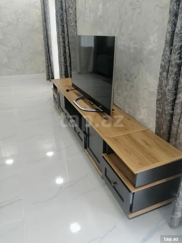 Satılır 5 otaqlı həyət evi