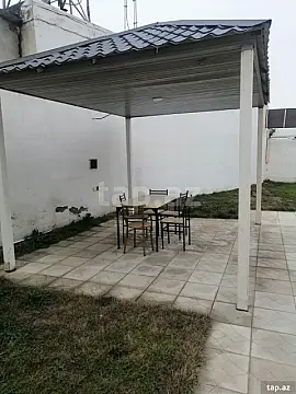 Satılır 5 otaqlı həyət evi