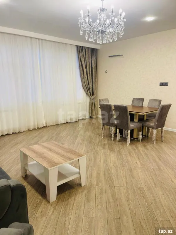 Kirayə verilir 3 otaqlı yeni tikili 120 m²