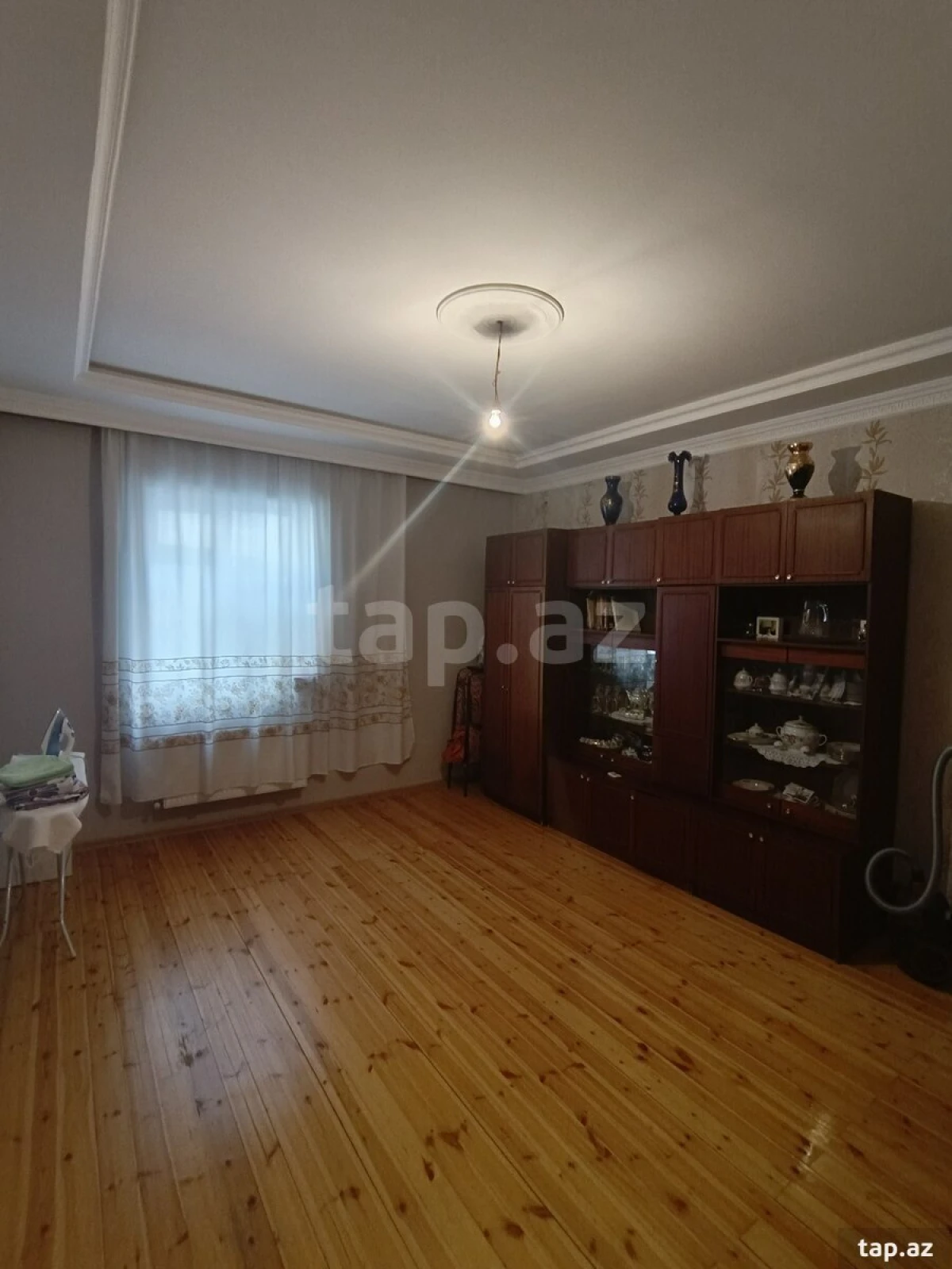 Satılır 6 otaqlı həyət evi