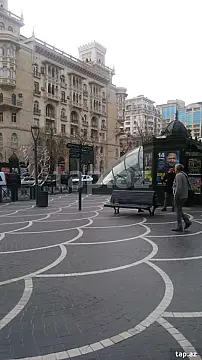 Kirayə verilir 4 otaqlı mənzil 140 m² — Bakı, Sahil qəs. 4 otaq 140.00 m²