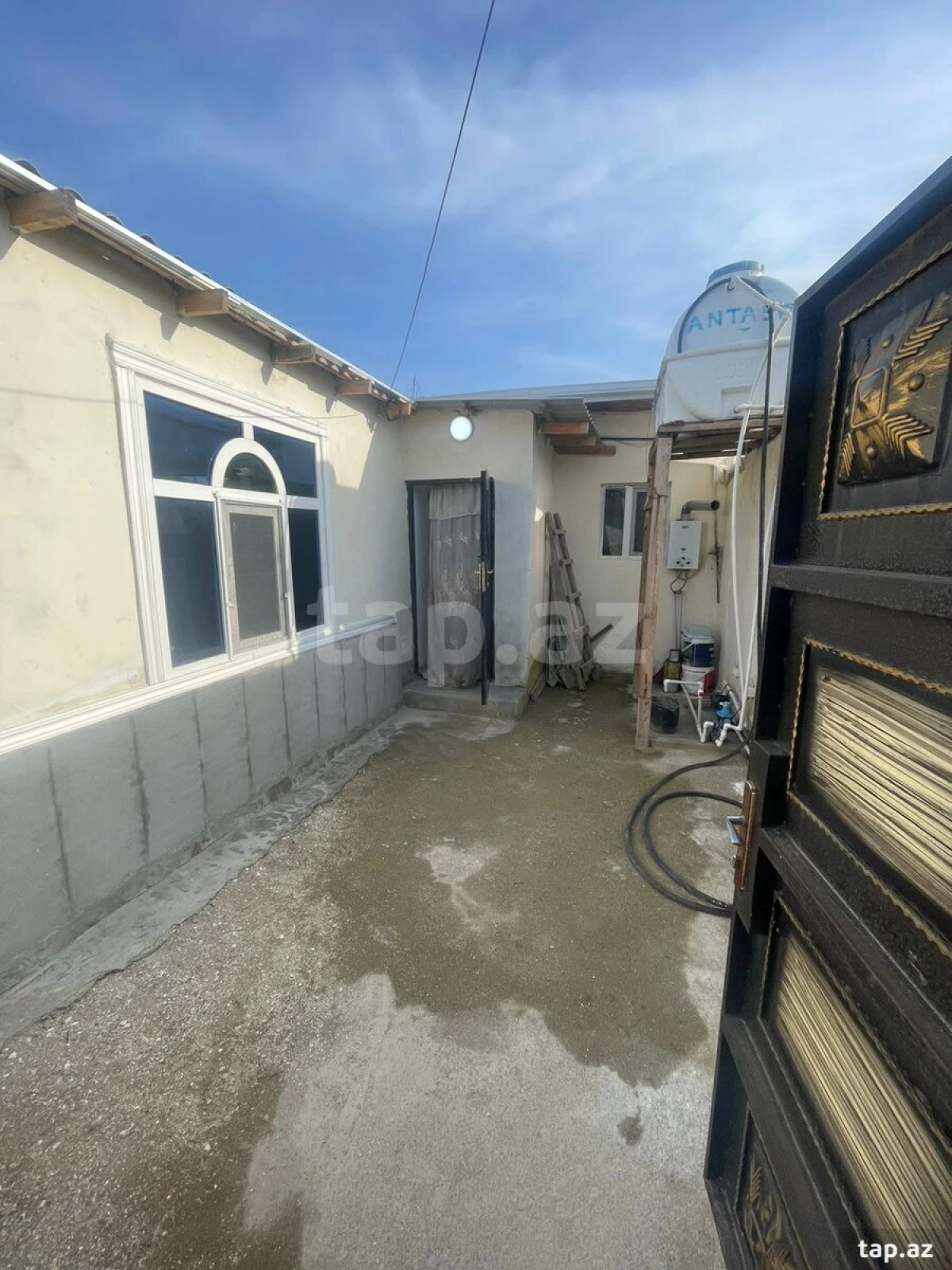 Satılır 2 otaqlı həyət evi