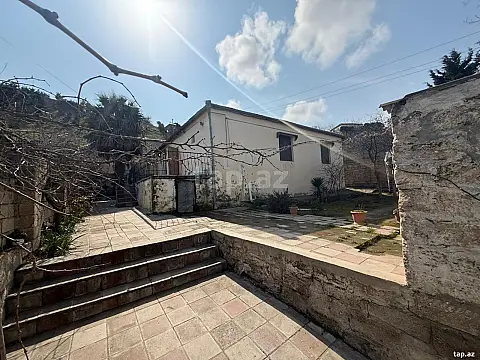 Satılır 4 otaqlı həyət evi — Bakı, Qaraçuxur 4 otaq