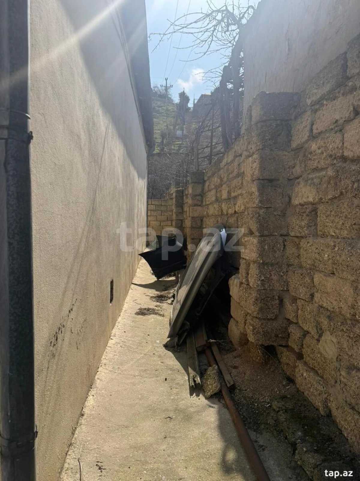 Satılır 4 otaqlı həyət evi