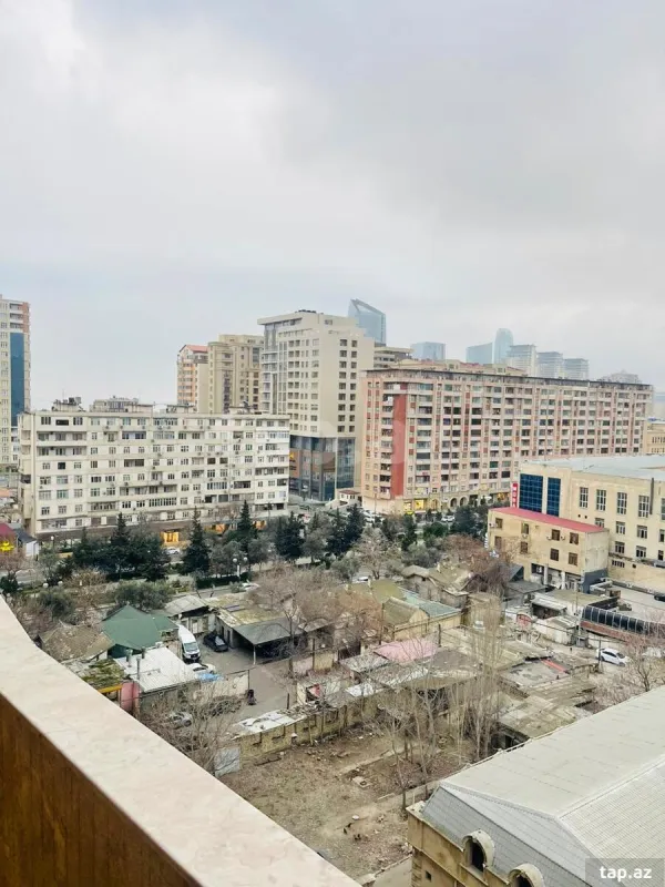 Kirayə verilir 3 otaqlı yeni tikili 110 m²