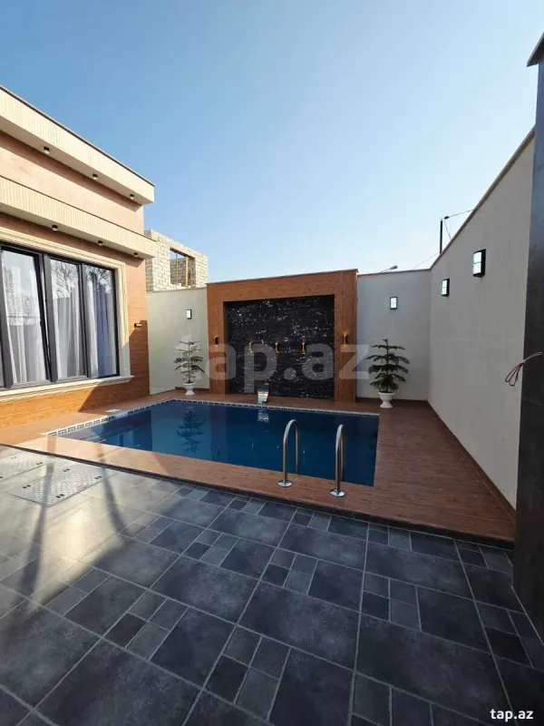 Satılır 4 otaqlı həyət evi