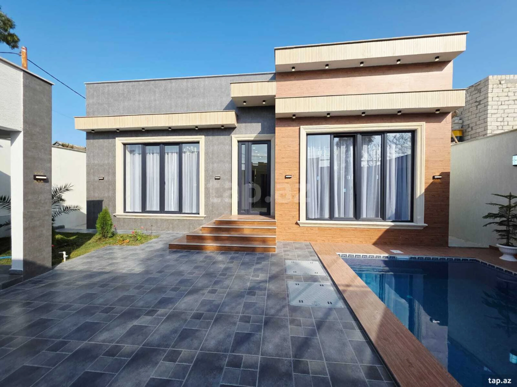 Satılır 4 otaqlı həyət evi