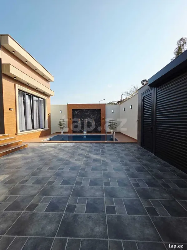 Satılır 4 otaqlı həyət evi