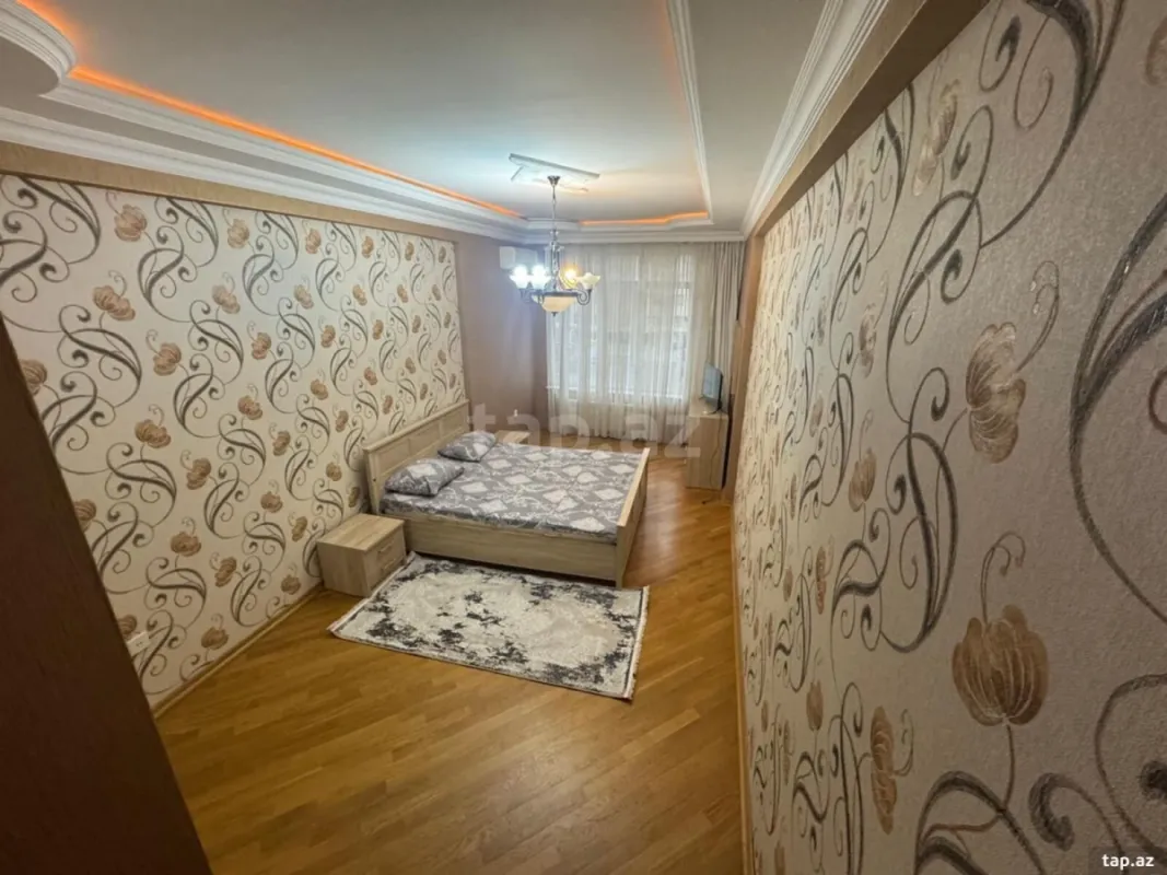 Kirayə verilir 3 otaqlı yeni tikili 100 m²