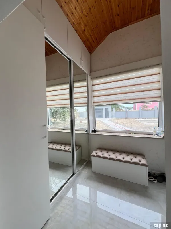 Satılır 5 otaqlı həyət evi