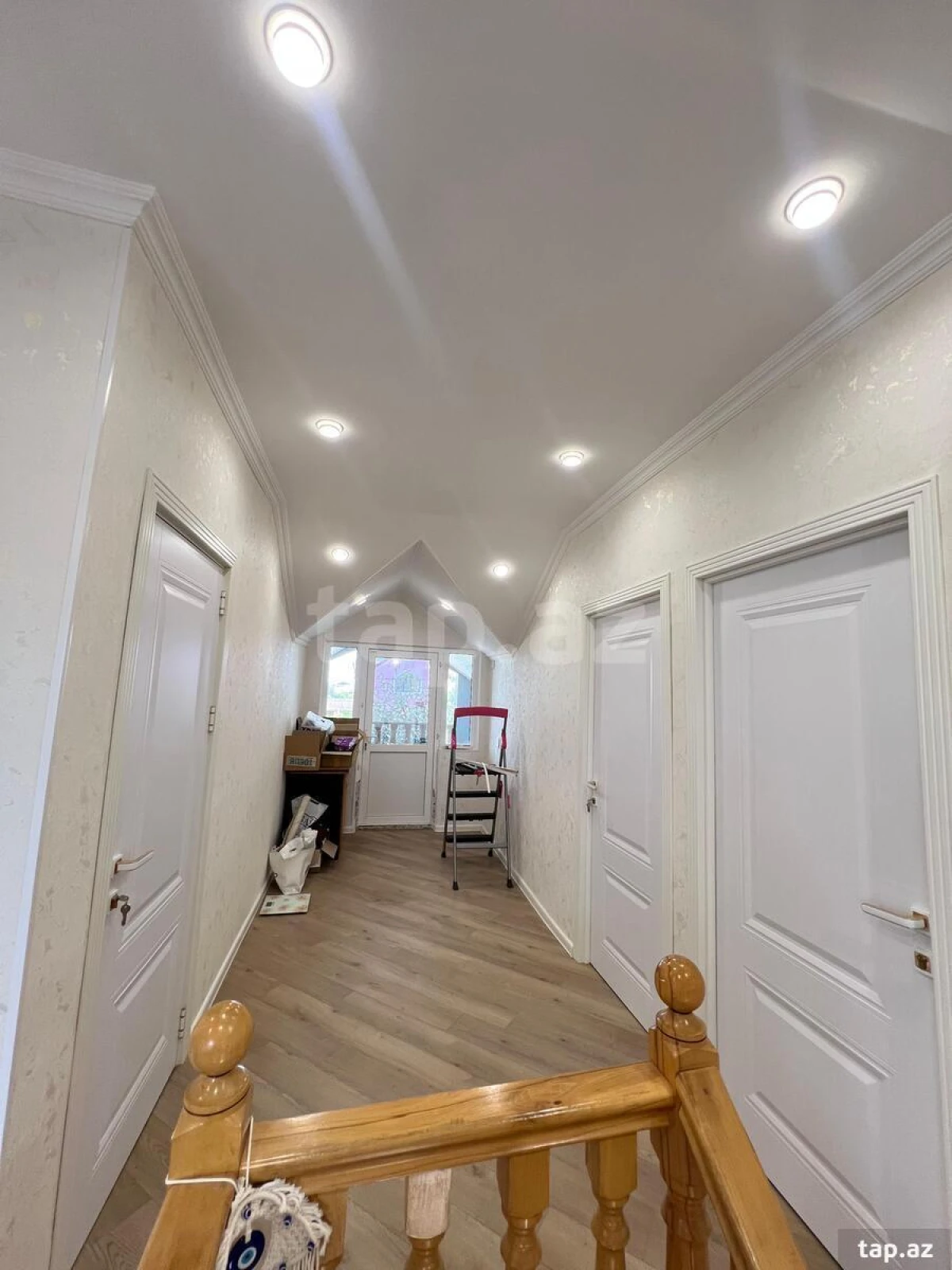 Satılır 5 otaqlı həyət evi