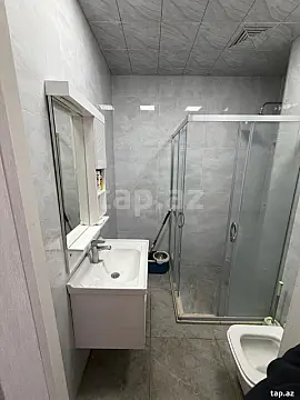 Kirayə verilir 2 otaqlı yeni tikili 76 m²