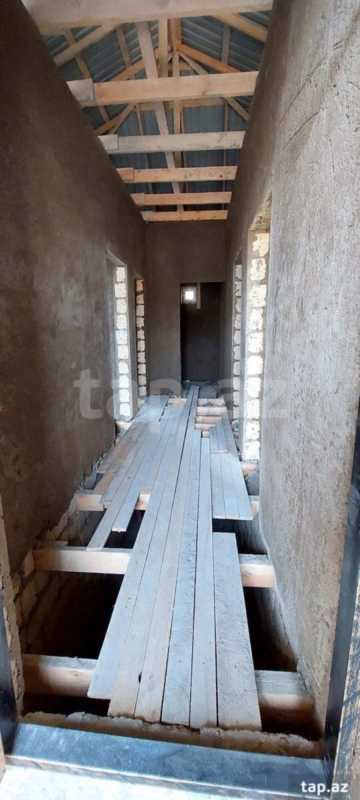 Satılır 3 otaqlı həyət evi