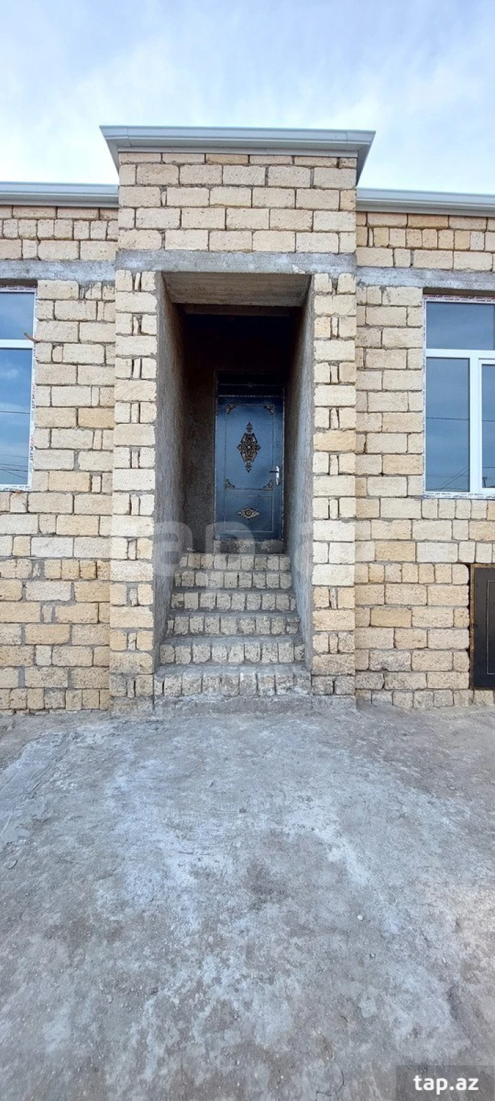 Satılır 3 otaqlı həyət evi