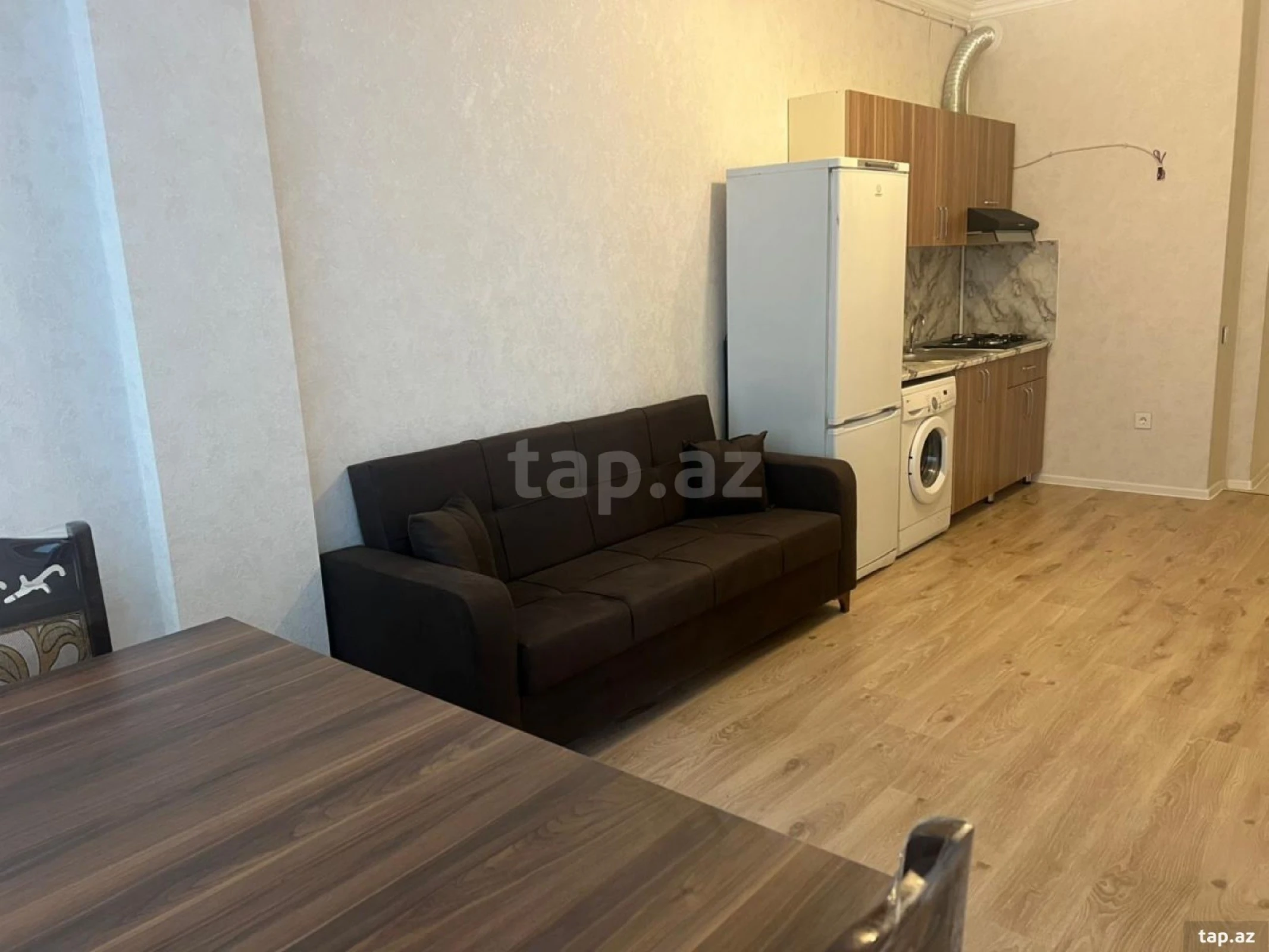 Kirayə verilir 2 otaqlı yeni tikili 52 m²