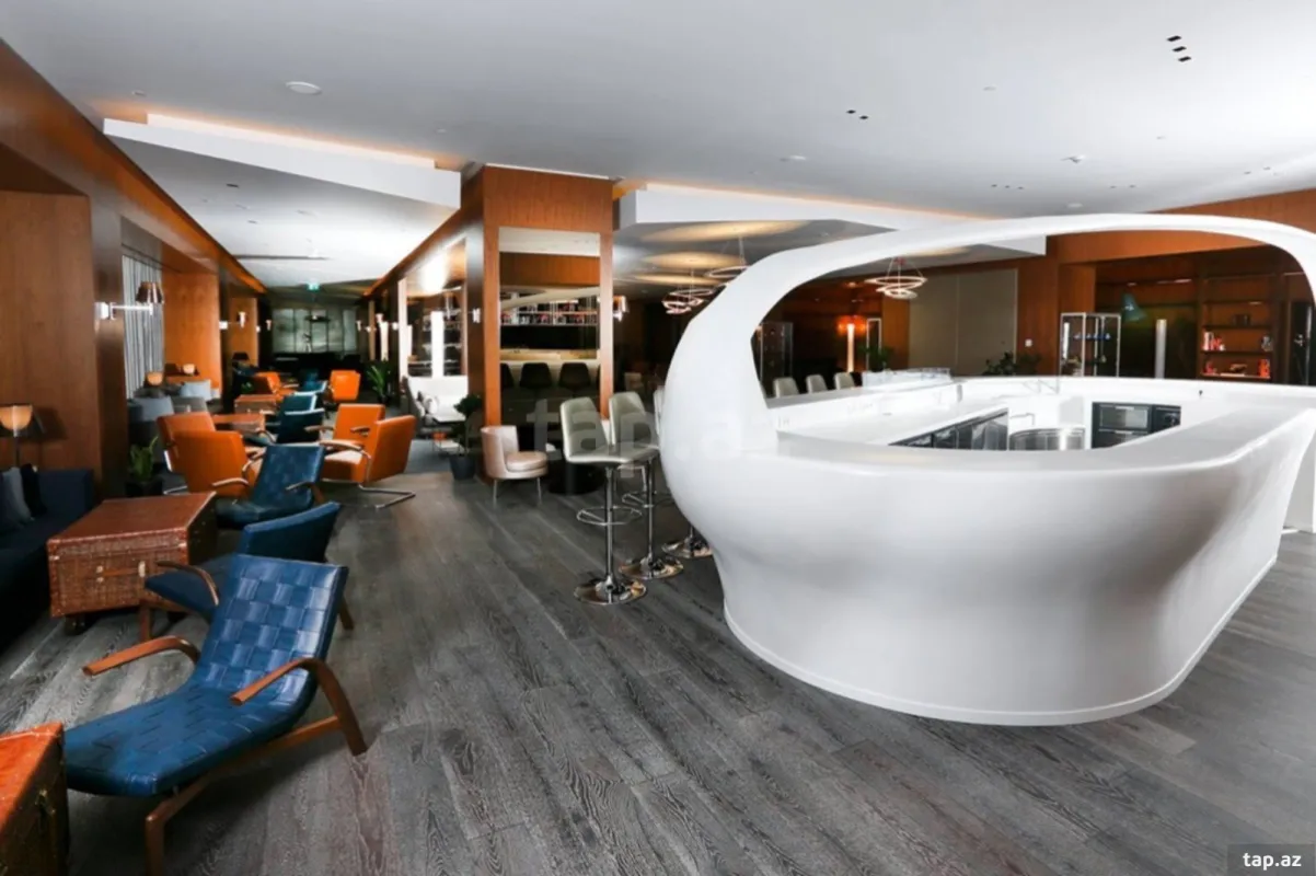 Kirayə verilir 4 otaqlı yeni tikili 200 m²