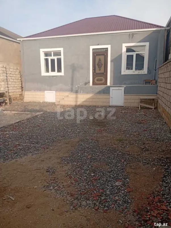 Satılır 3 otaqlı həyət evi