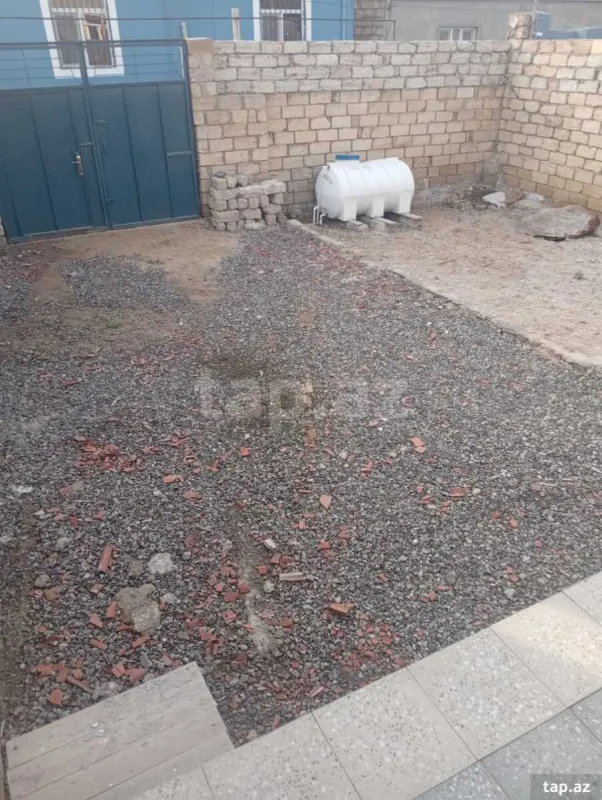 Satılır 3 otaqlı həyət evi