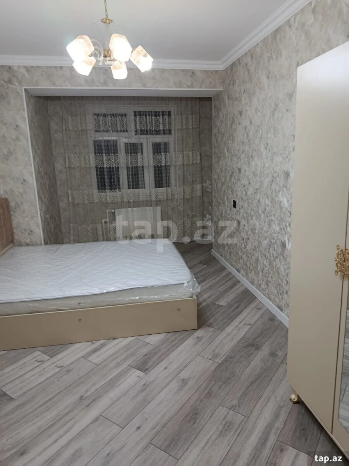 Kirayə verilir 2 otaqlı mənzil 72 m²