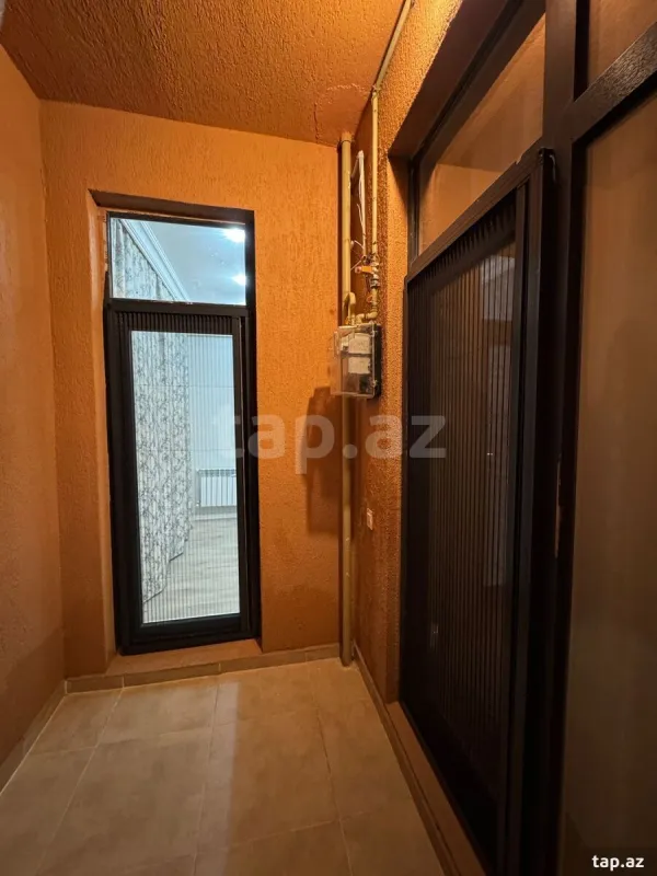 Kirayə verilir 2 otaqlı yeni tikili 62 m²